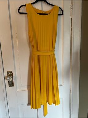 Sleeveless Yellow Pleated Belted Dress, NWT